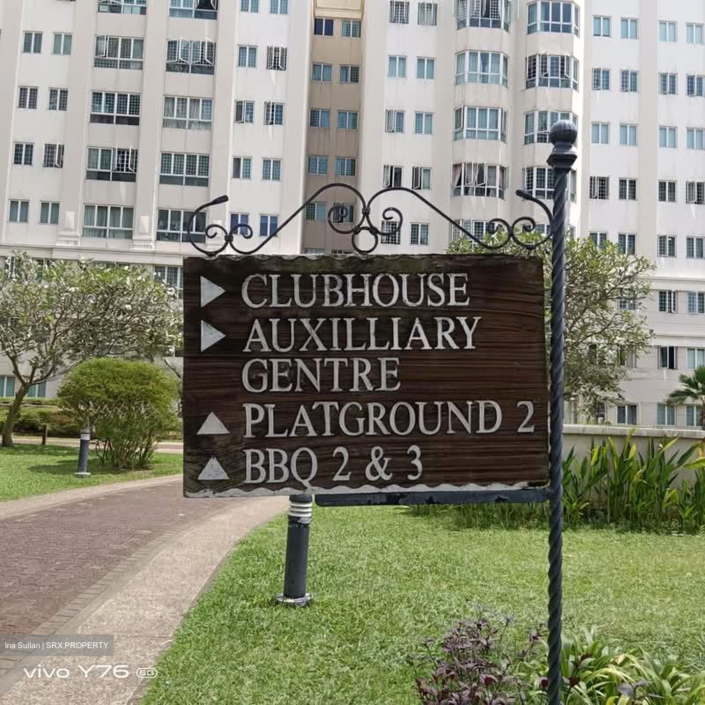 Melville Park (D18), Condominium #585219281